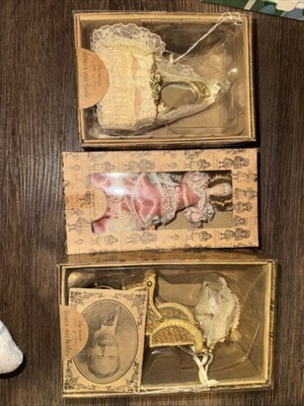 Louis Nichole Victorian Bundle Carriage, Lady with Hair Rare, Bureau Collectible
